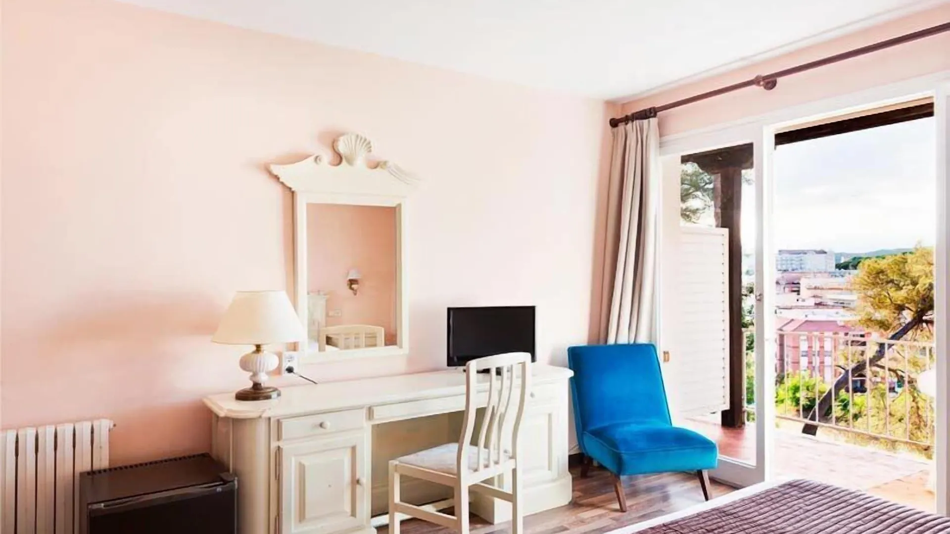 Hotel Roger De Flor By Seleqtta Λορέτ Ντε Μαρ