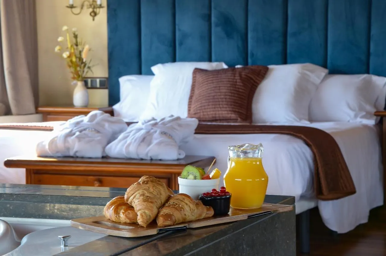 Hotel Roger De Flor By Seleqtta Lloret de Mar