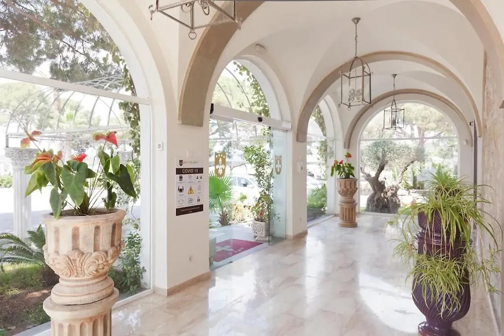 Hotel Roger De Flor By Seleqtta Lloret de Mar